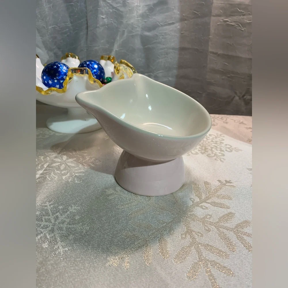 Pink Raised Cat Food Bowl